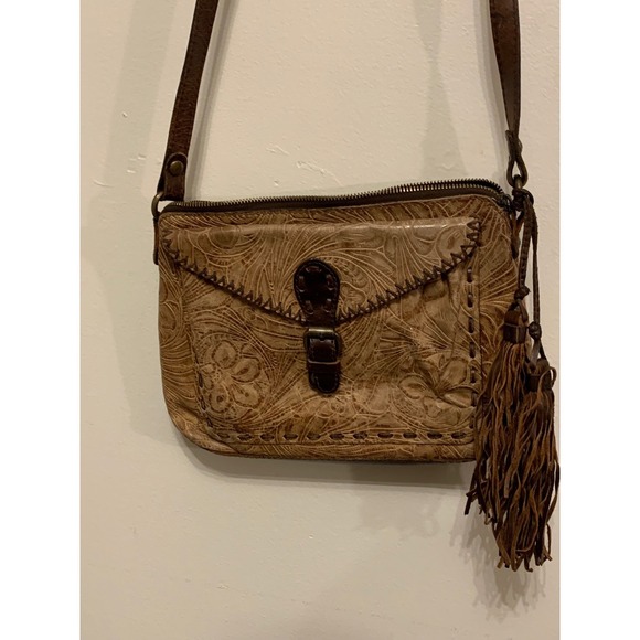 Patricia Nash Handbags - Patricia Nash crossbody bag tan leather embossed floral tassel buckle flap
